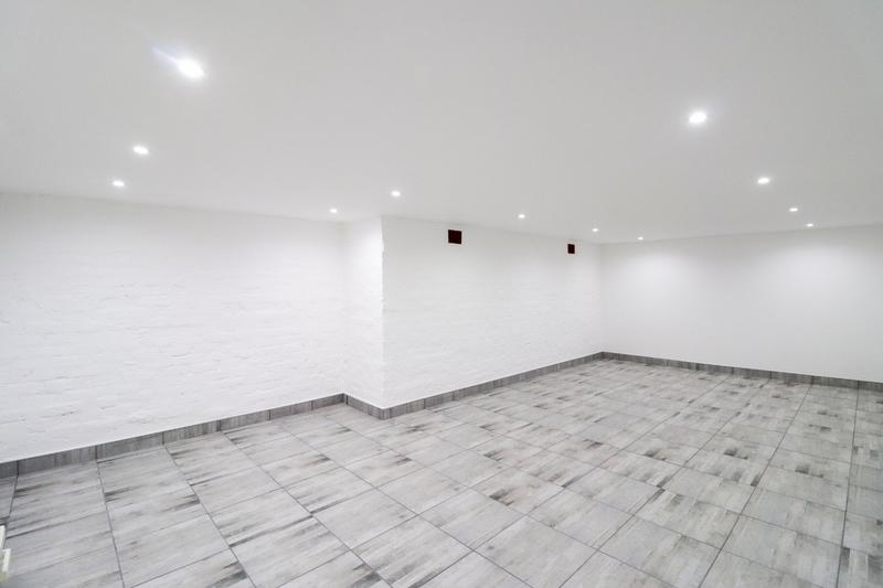 8 Bedroom Property for Sale in Reebok Western Cape